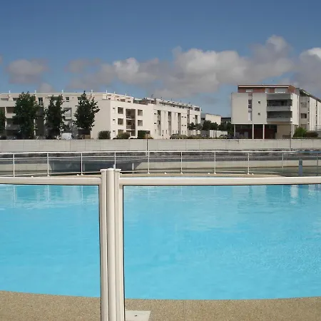 L'albatros- Parking - Piscine * La Rochelle (Charente-Maritime)