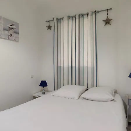 L'albatros- Parking - Piscine